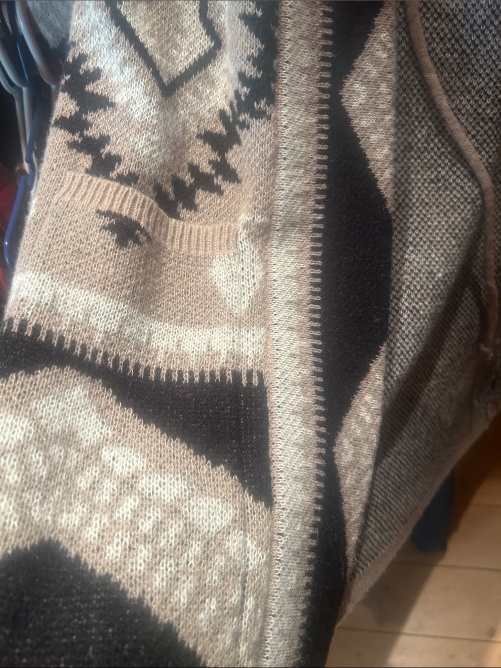 Cozy Aztec Open-Front Cardigan Sweater - Beige & Black-NWOT - Picture 5 of 7